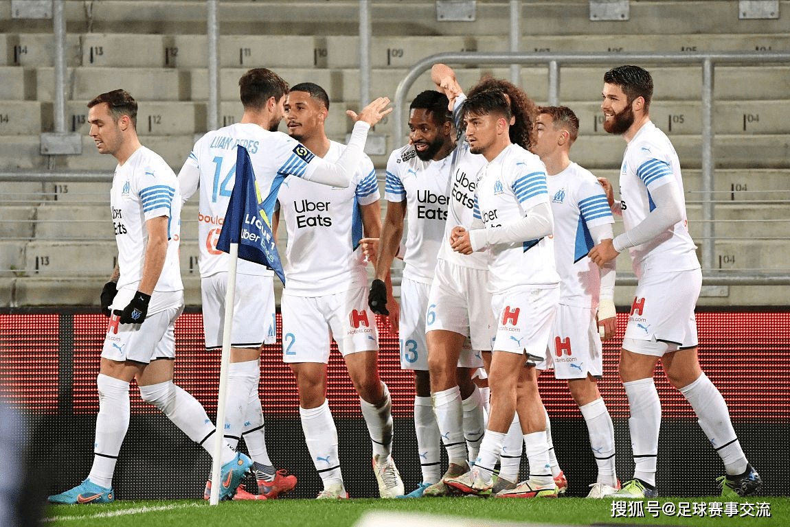 以色列足球队大比分胜出，晋级资格