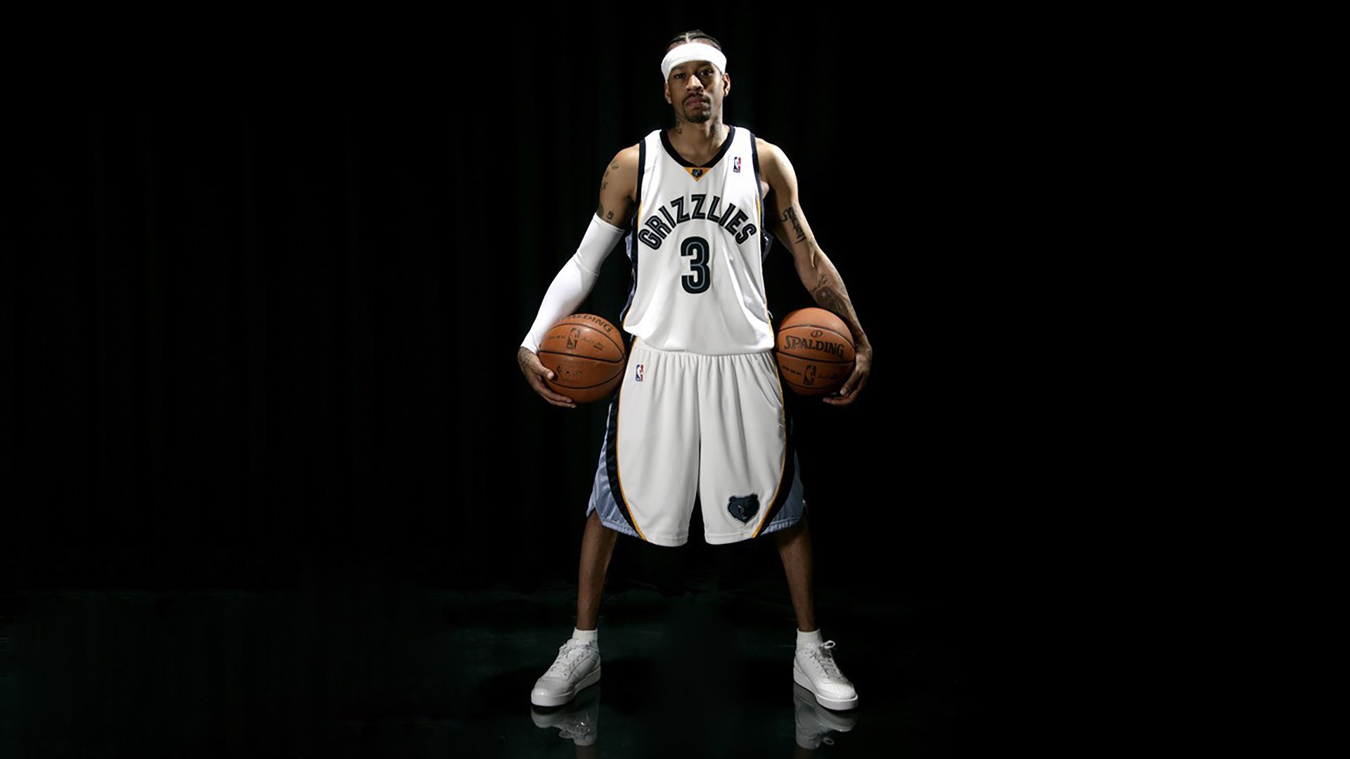 雷霆踏平湖人,库里打出生涯之夜,一场颠覆常规的篮球盛宴